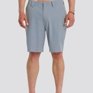 Quiksilver Men's Light Gray Flat Front Shorts